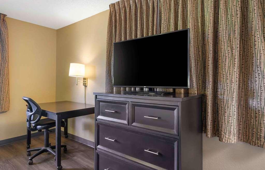 Extended Stay America Suites - St Petersburg - Clearwater - Executive Dr Largo Phòng bức ảnh