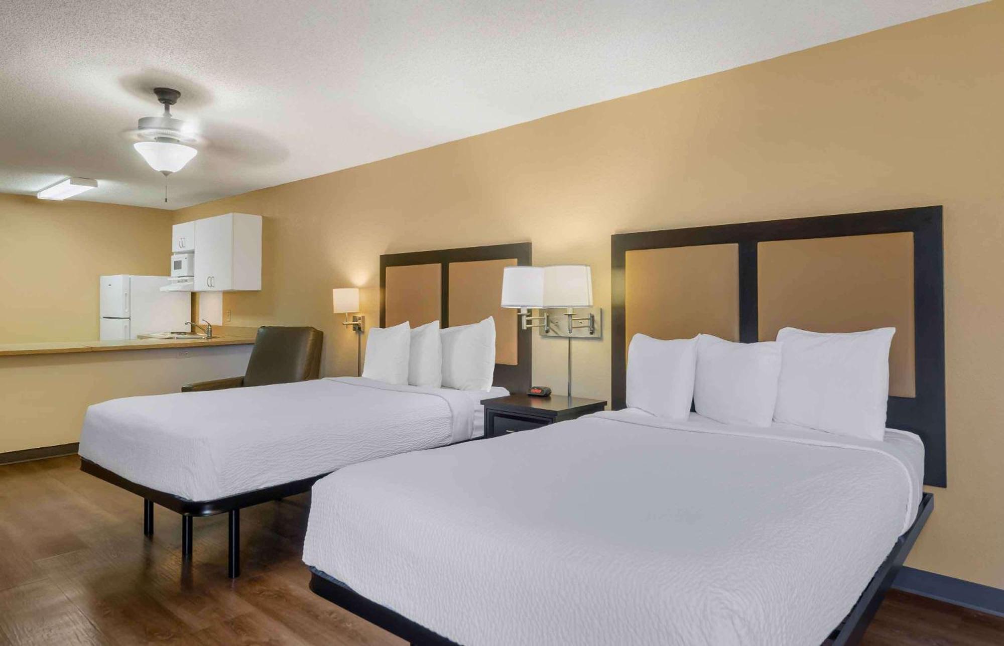 Extended Stay America Suites - St Petersburg - Clearwater - Executive Dr Largo Ngoại thất bức ảnh