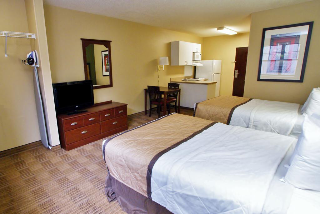 Extended Stay America Suites - St Petersburg - Clearwater - Executive Dr Largo Ngoại thất bức ảnh