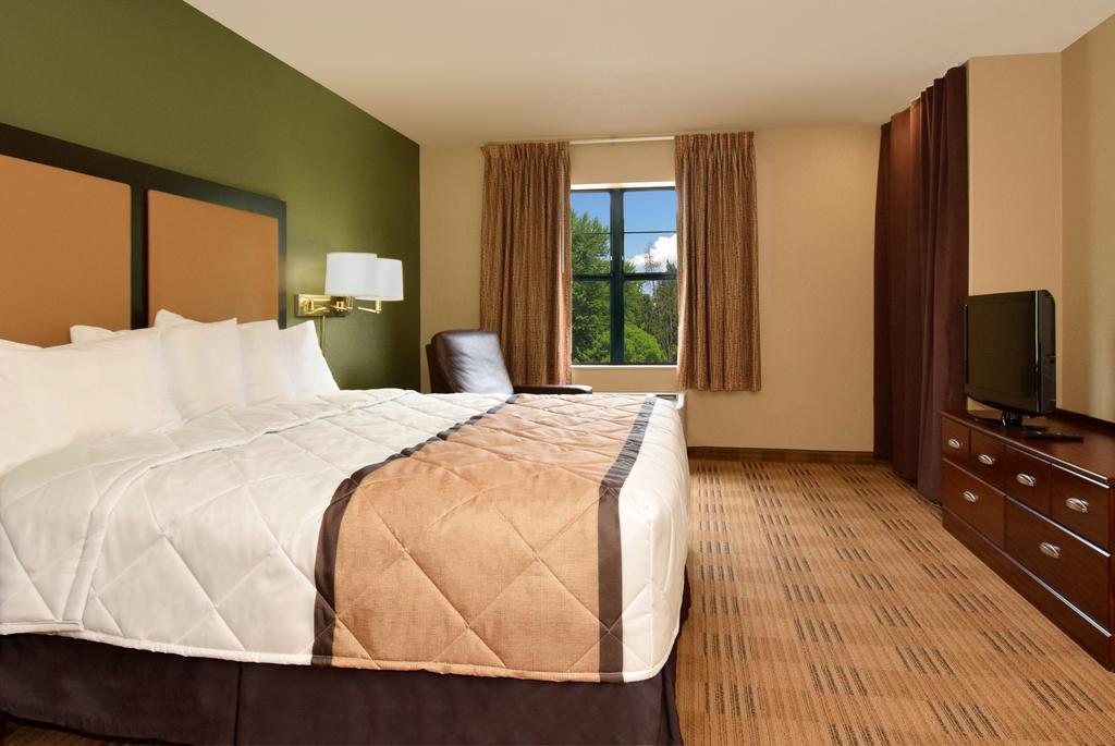 Extended Stay America Suites - St Petersburg - Clearwater - Executive Dr Largo Ngoại thất bức ảnh